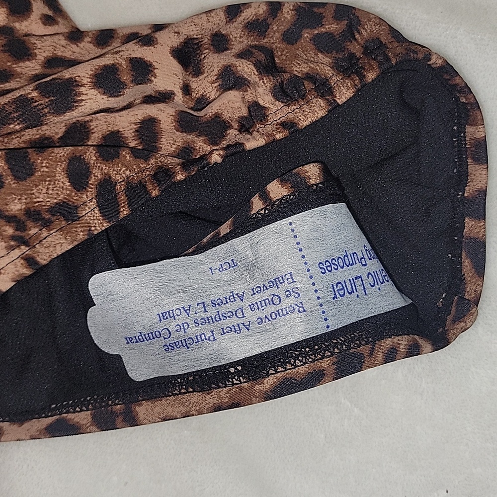 NWT Women's Animal print Plus 1 pc swimsuit 2 Available - Picture 5 of 6